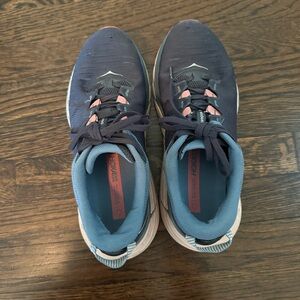 Women’s Hoka One One Gaviota 3 Sneakers